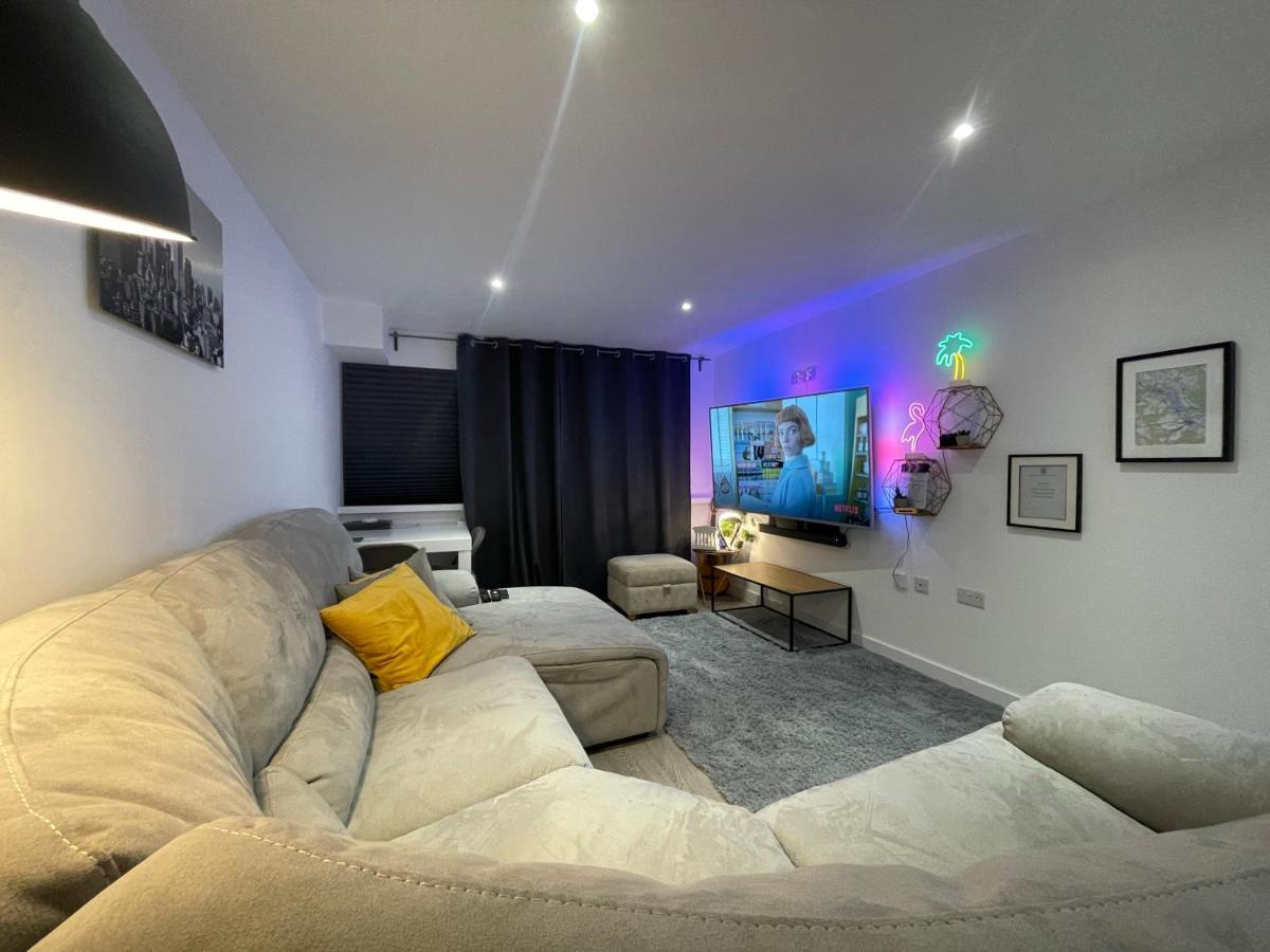 Smart Apartment Close To Watford Atria And Station Экстерьер фото
